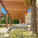 아파트 Anesa - Mit Privatterrasse, Laube Und Grill Sowie Grosse Poolarea 바슈카