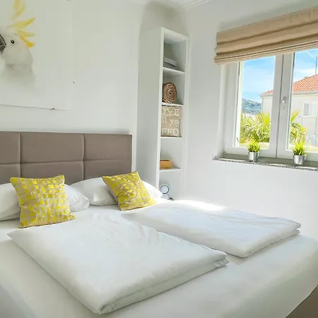 Anesa - Mit Privatterrasse, Laube Und Grill Sowie Grosse Poolarea 아파트 바슈카