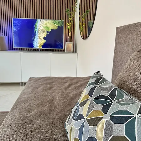 Anesa - Mit Privatterrasse, Laube Und Grill Sowie Grosse Poolarea