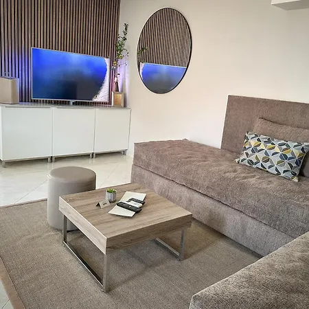 Anesa - Mit Privatterrasse, Laube Und Grill Sowie Grosse Poolarea Lejlighed *